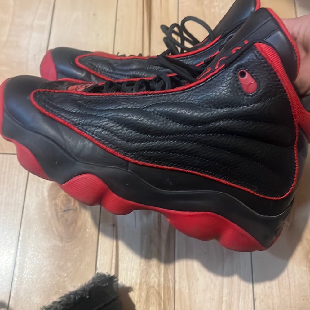 Youth size 6y Jordan pro strong sneakers